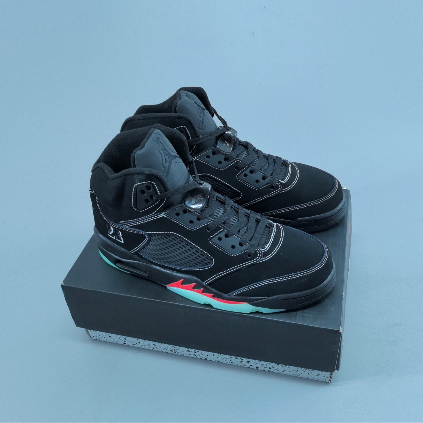 Air Jordan 5 - Halloween