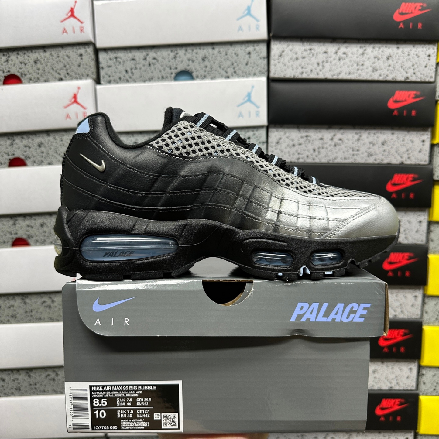 Air Max 95 x Palace - Metallic Silver and Aluminum