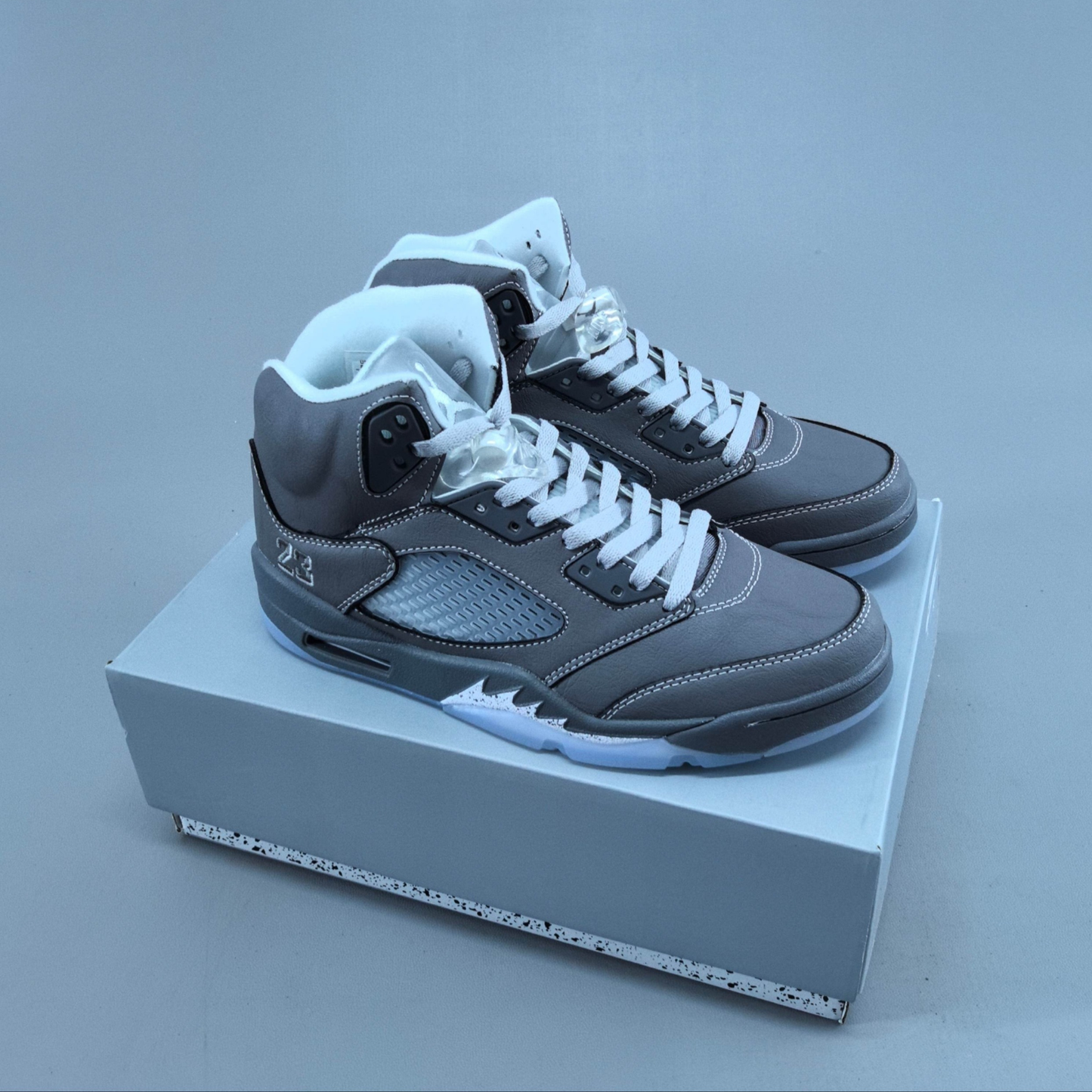 Air Jordan 5 - Wolf Grey