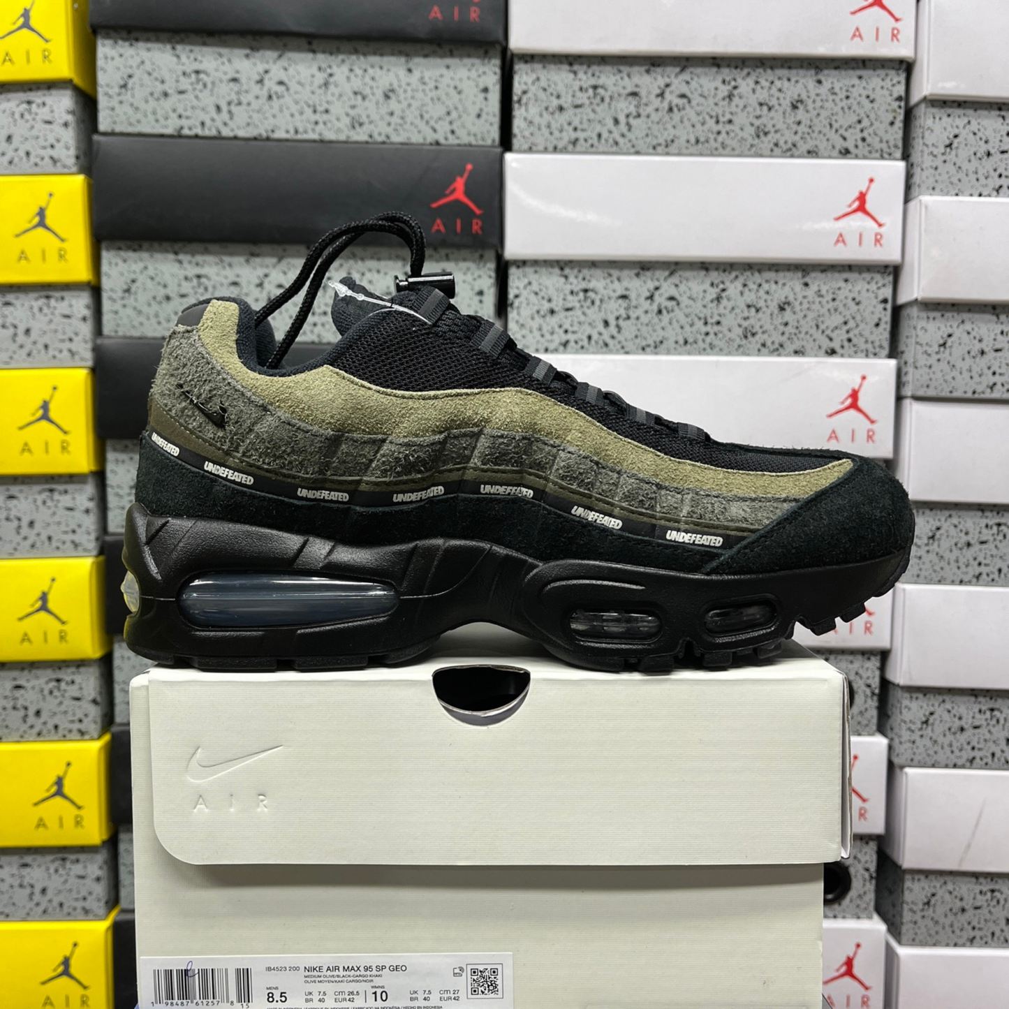 Air Max 95 x Undefeated - Geo Medium Olive