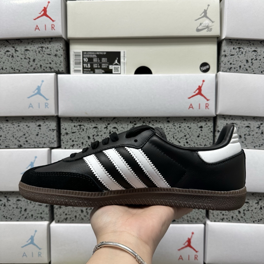 Adidas Samba OG - Core Black Cloud White