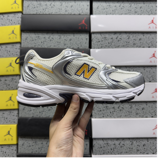 New Balance 530 - Silver Yellow