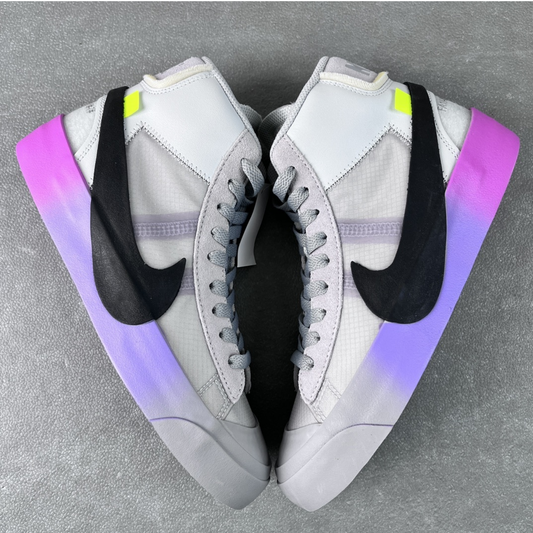 Off-White x Nike Blazer Mid - Queen