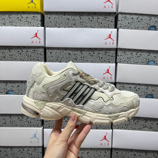 Bad Bunny x Adidas Response CL - Wonder White