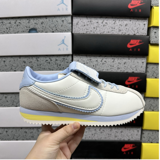 Nike Cortez Wmns - Sail/Soft Yellow/Hydrogen Blue
