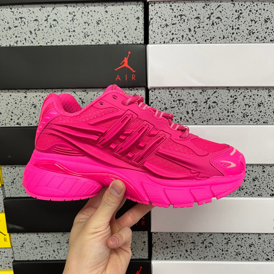Pharrell Williams x Adidas Adistar Jellyfish - Pink