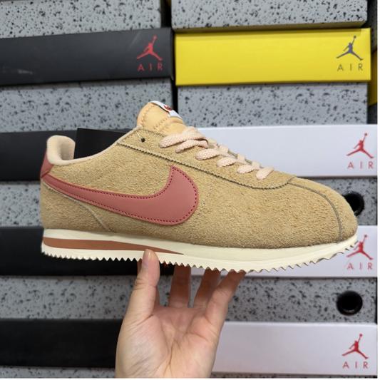 Nike Cortez Vintage Suede - Light Brown Pink