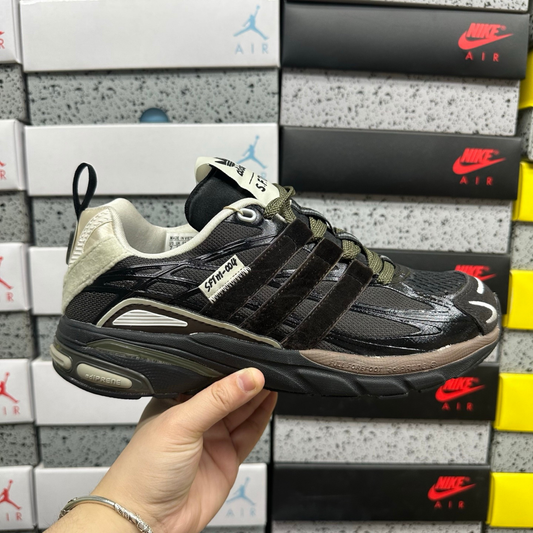 SFTM x Adidas Adistar Cushion - Core Black/Dark Brown