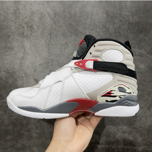 Air Jordan 8 Retro - Bugs Bunny