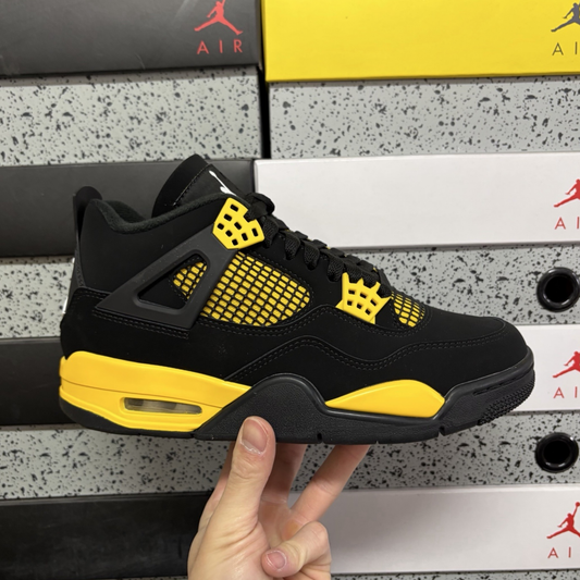 Air Jordan 4 Retro - Thunder