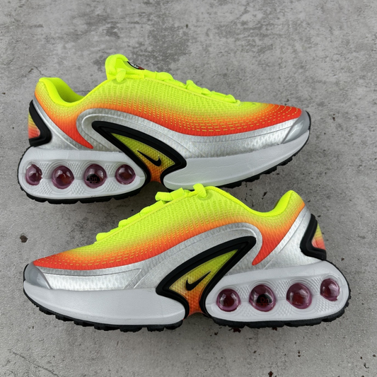 Nike Air Max DN SE - Cyber Bright Crimson