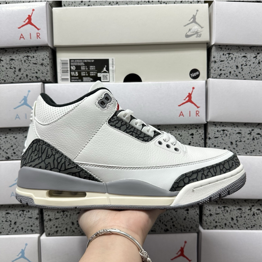 Air Jordan 3 Retro - Cement Grey