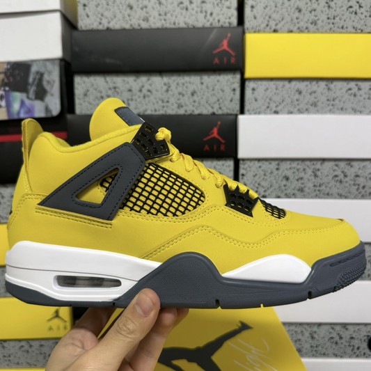 Air Jordan 4 Retro - Lightning