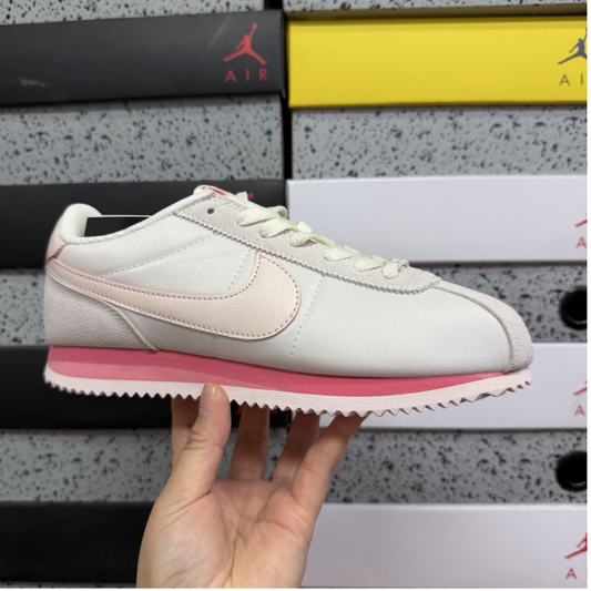 Nike Cortez - Light Soft Pink
