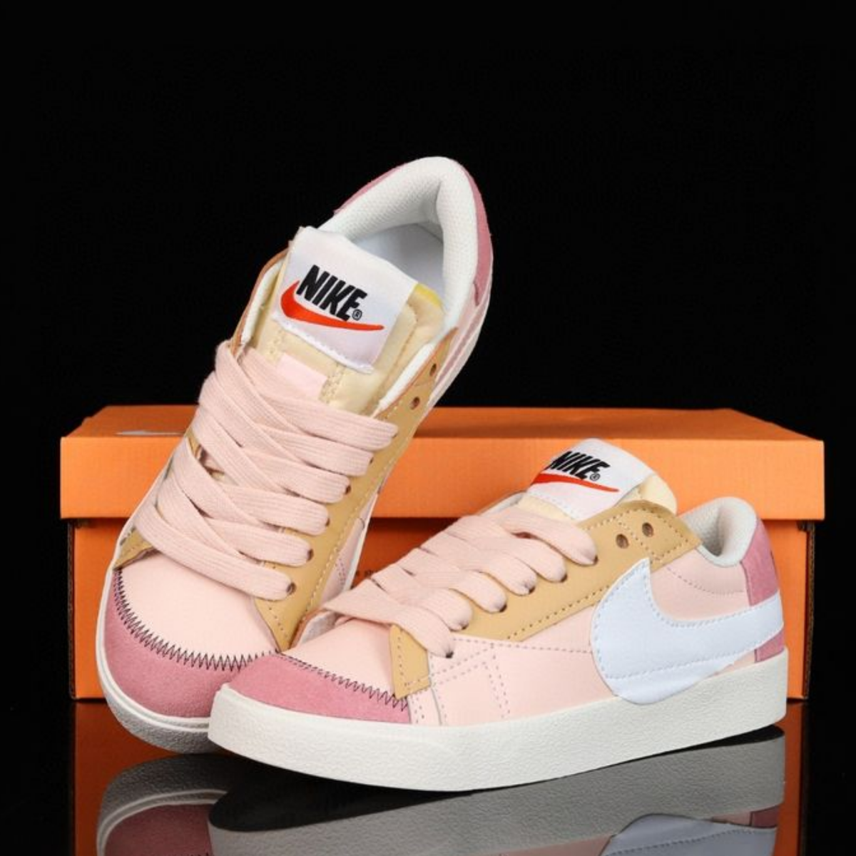 Nike Blazer Low '77 Jumbo - Light Soft Pink