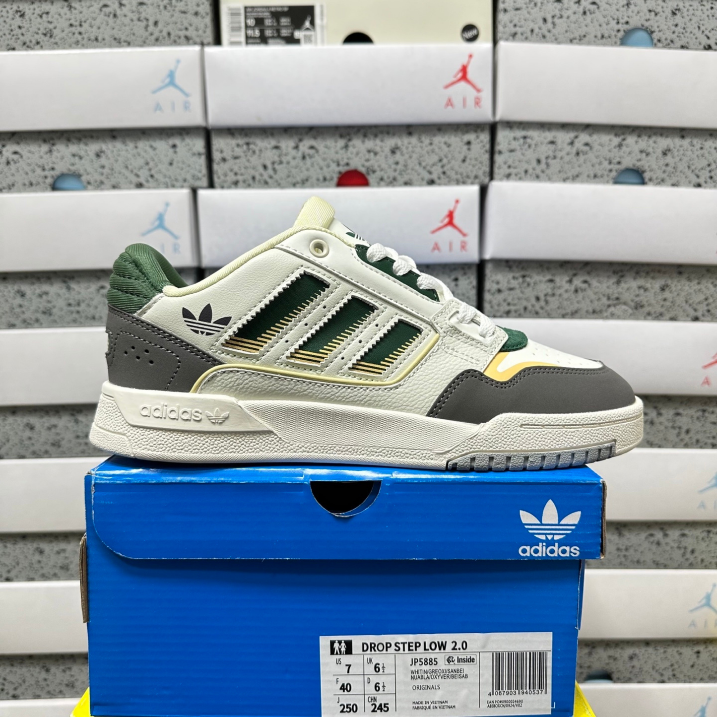 Adidas Drop Step Low 2.0 - White Tint / Collegiate Green / Magic Beige