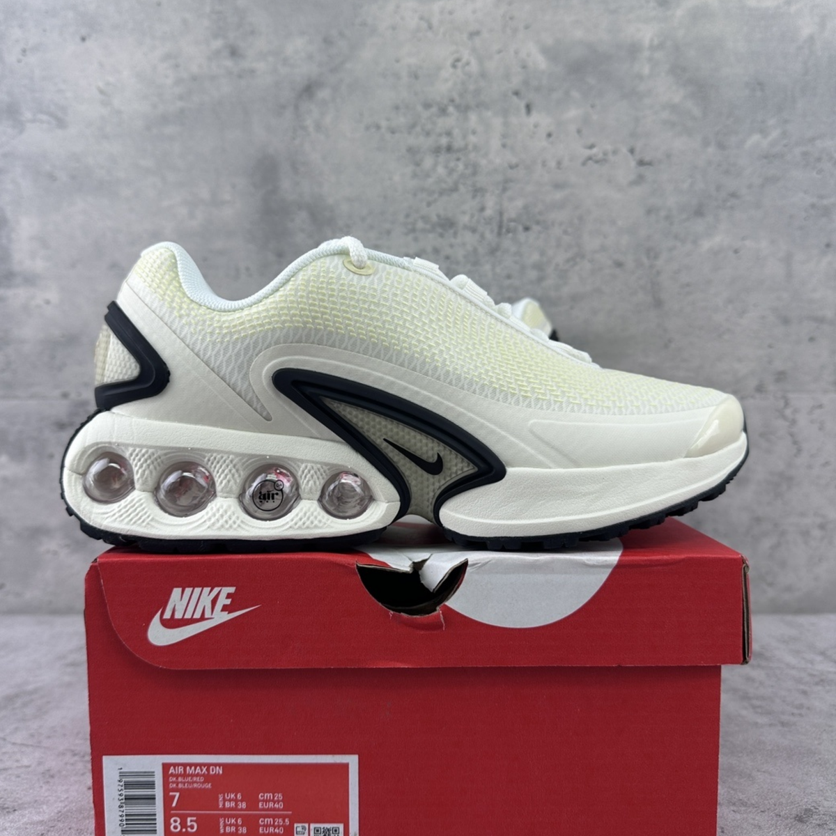 Nike Air Max DN - Sail Black