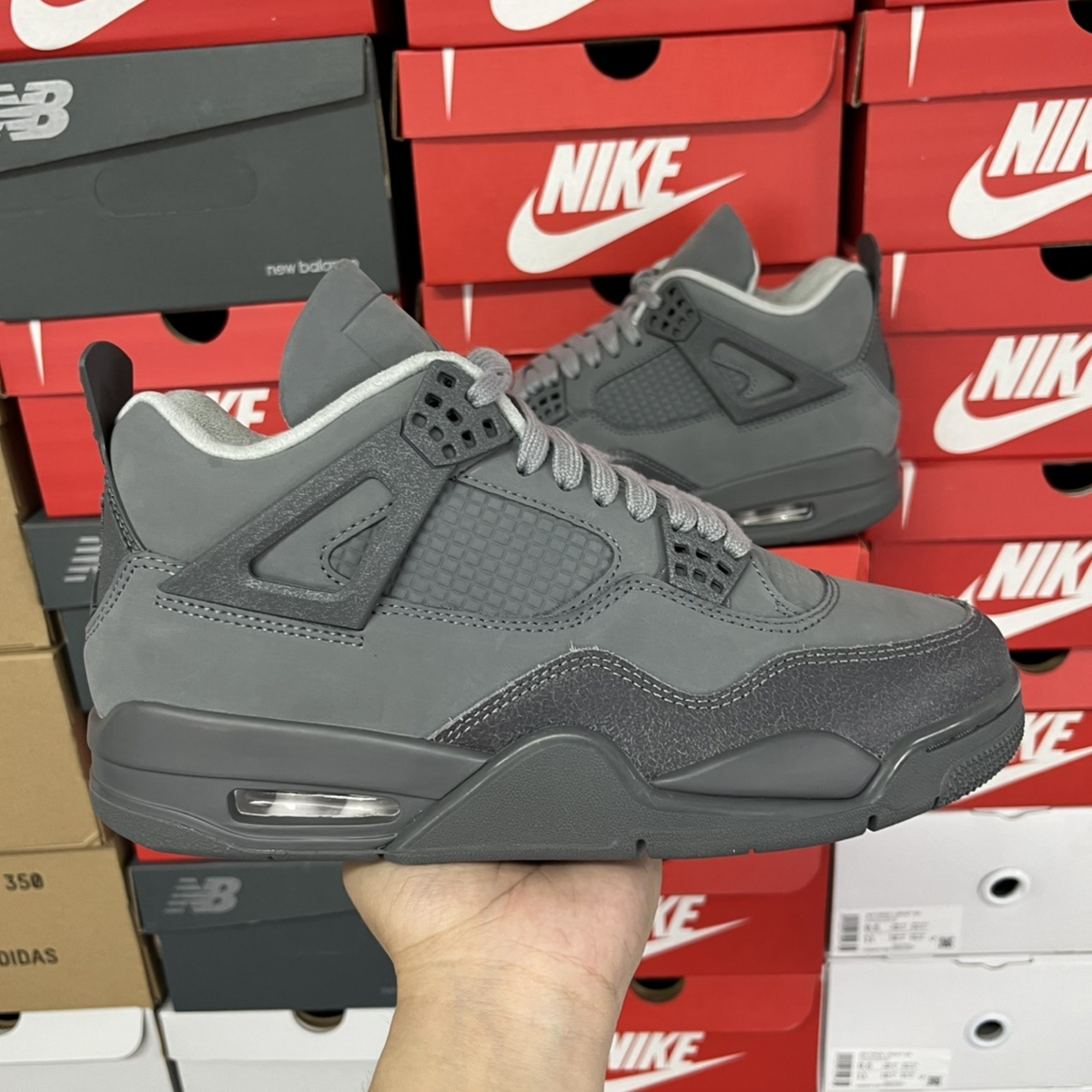 Air Jordan 4 Retro SE - Wet Cement