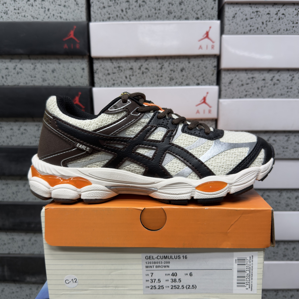 Earls xAsics Gel Cumulus 16 - Chocolate Cream