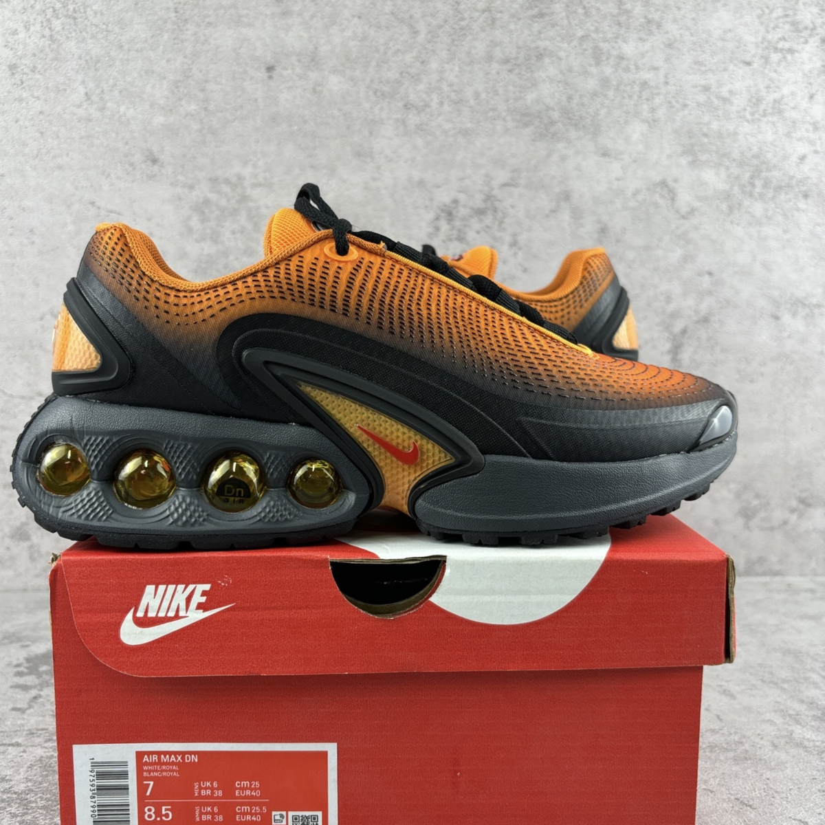 Nike Air Max DN - Laser Orange