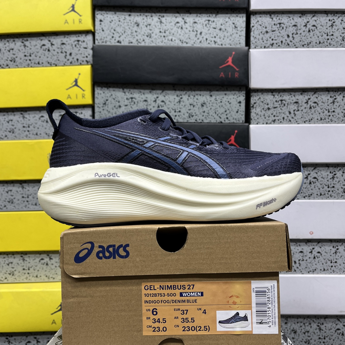 Asics Gel Nimbus 27 - Midnight / Vanilla