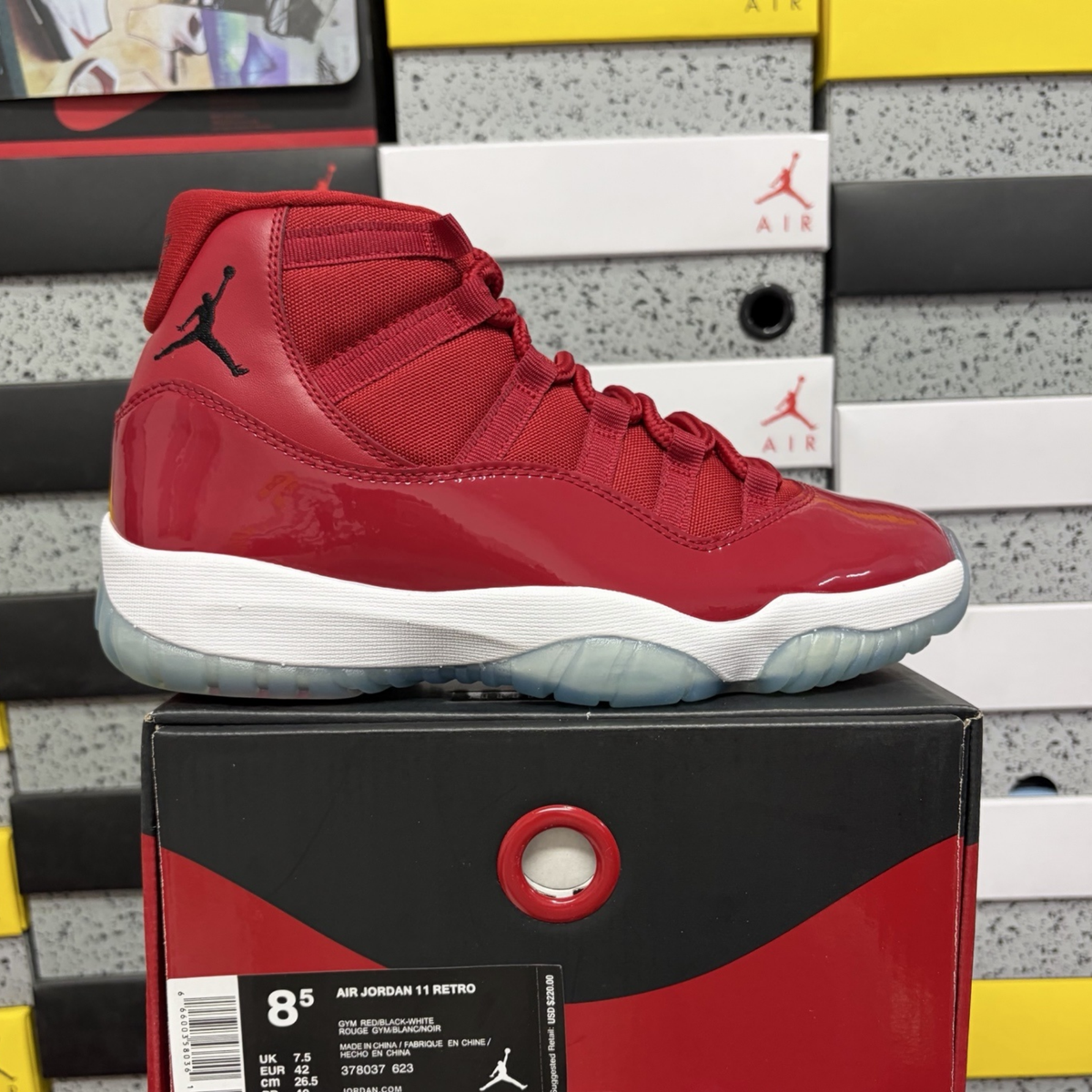 Air Jordan 11 Retro - Win Like '96
