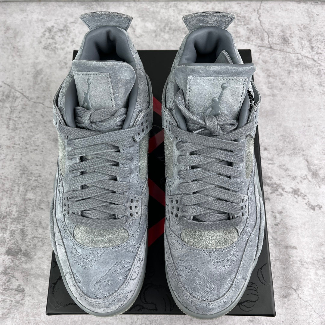 Air Jordan 4 - KAWS Cool Grey