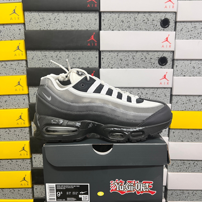 Air Max 95 x Yu-Gi-Oh! - Jonouchi