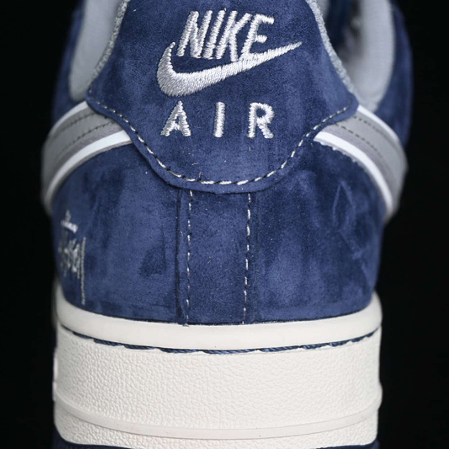 Stüssy x Nike Air Force 1 Low - Midnight Blue/White
