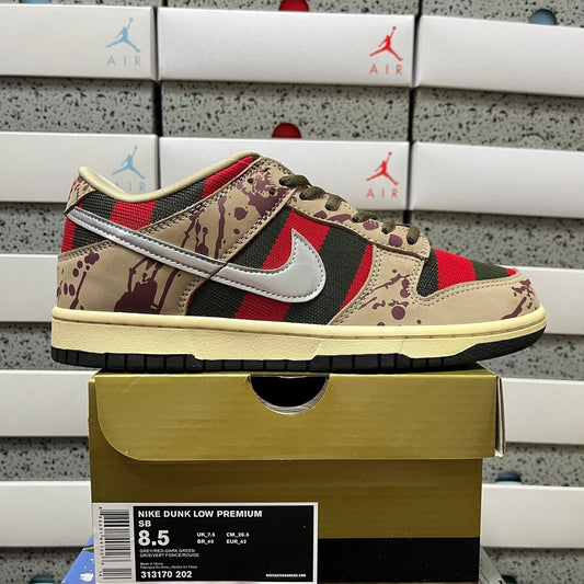 Nike Dunk SB Low - Freddy Krueger