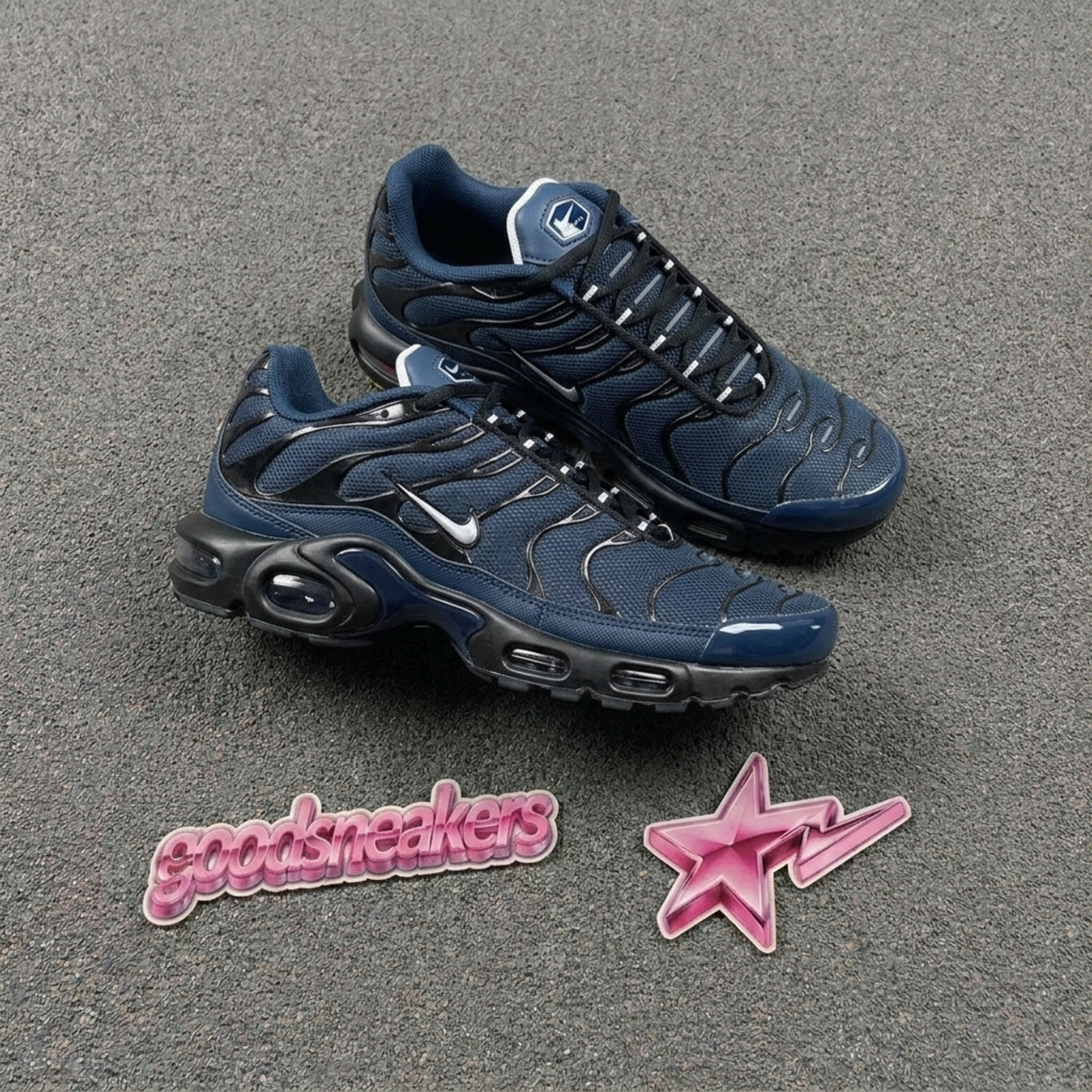 Nike Air Max Plus -  Midnight Navy Black