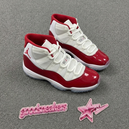 Air Jordan 11 Retro - Cherry
