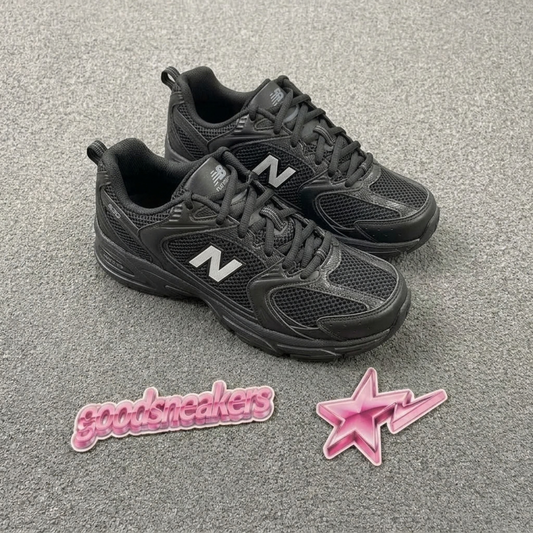 New Balance 530 - Triple Black White Logo