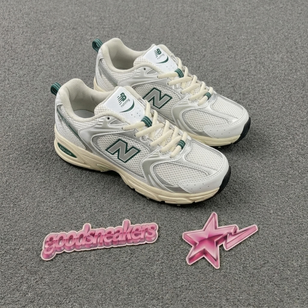New Balance 530 - White Silver Green