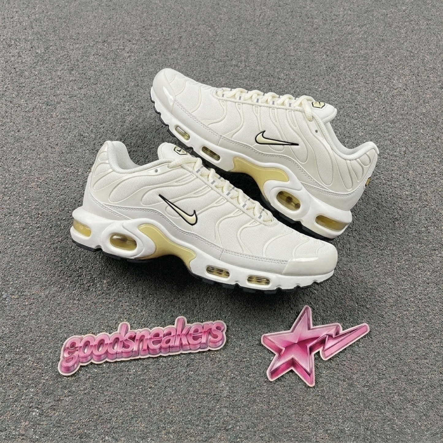 Nike Air Max Plus - Sail Pale Vanilla