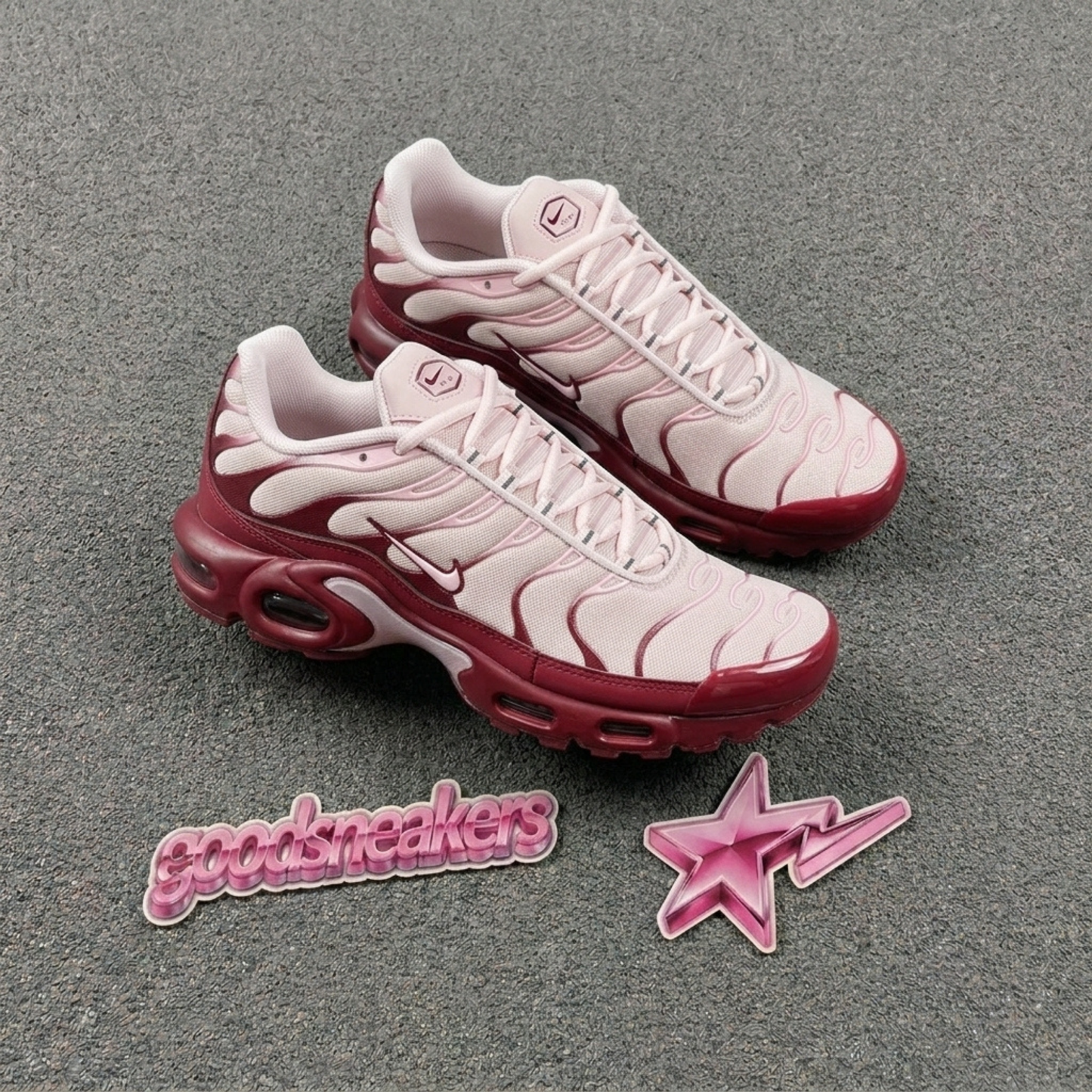 Nike Air Max Plus - Red Sepia