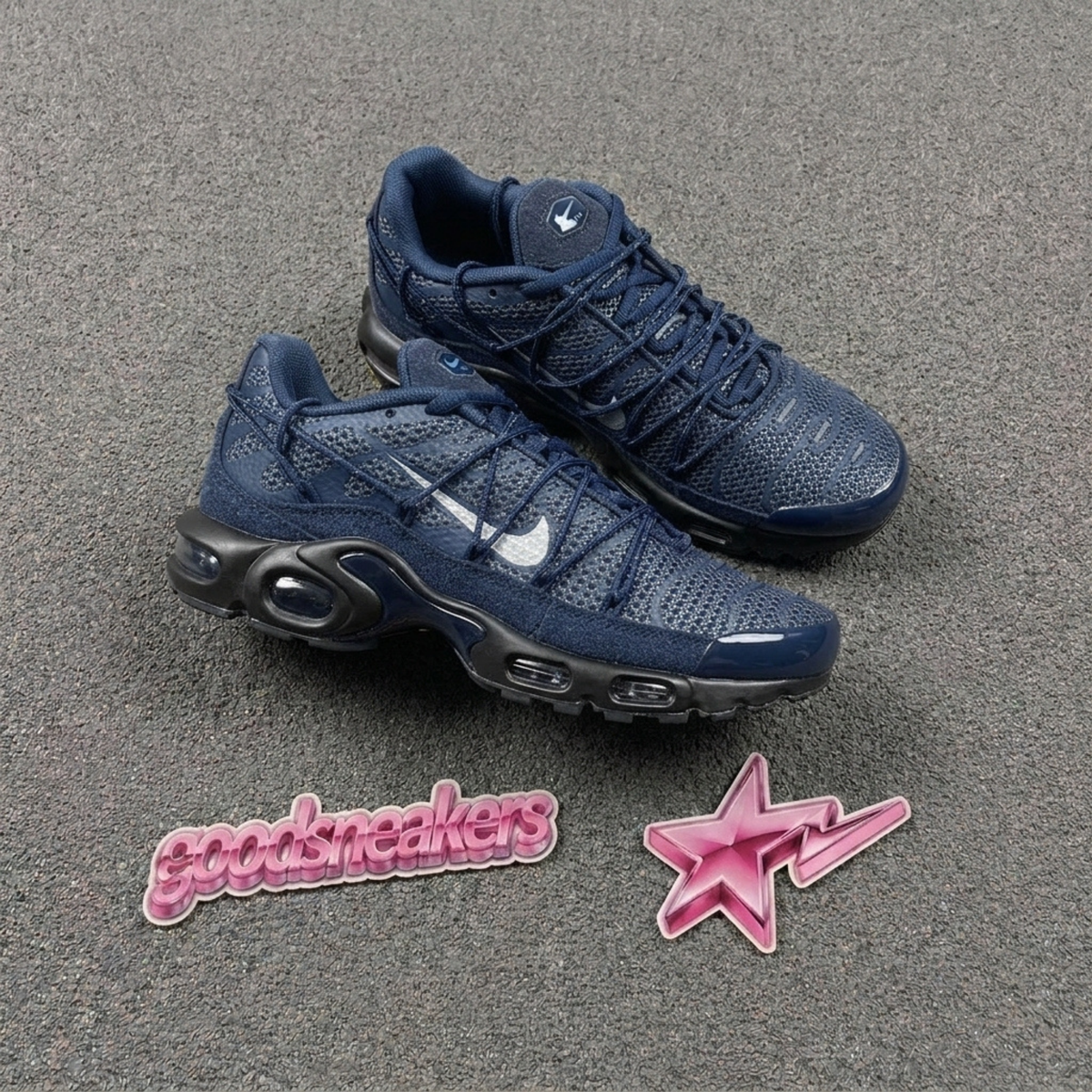 Nike Air Max Plus - Navy Reflective Toggle Lacing