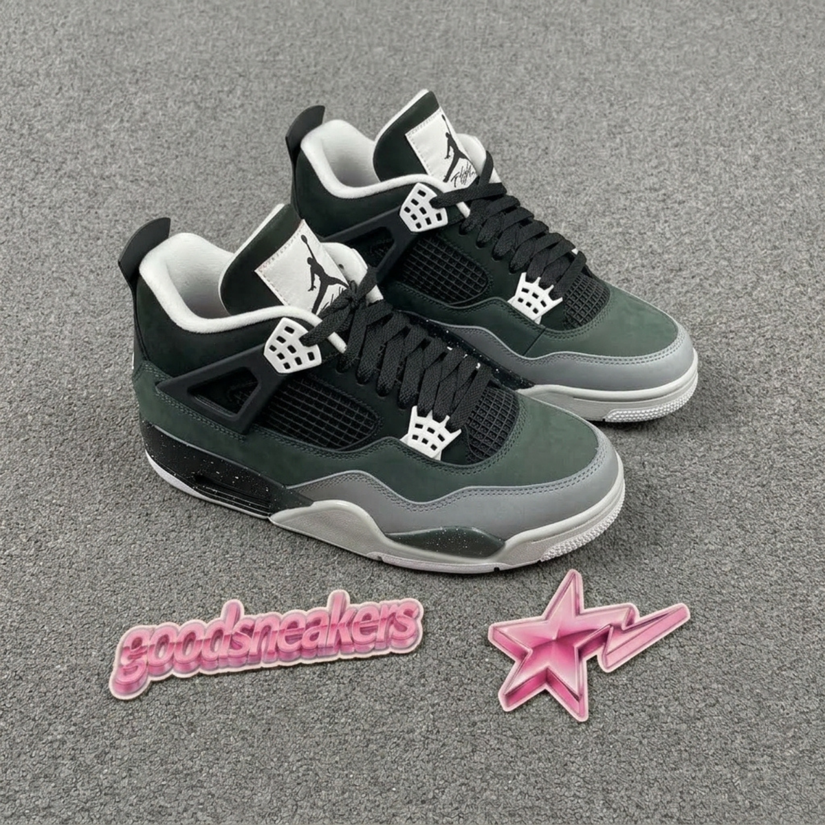 Air Jordan 4 Retro - Fear
