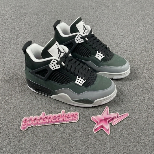 Air Jordan 4 Retro - Fear