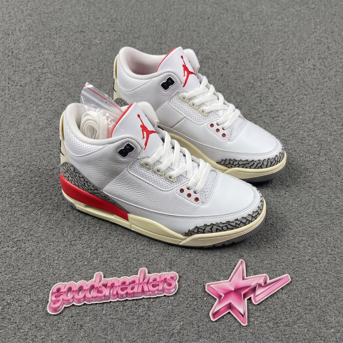 Air Jordan 3 Retro - Georgia Peach