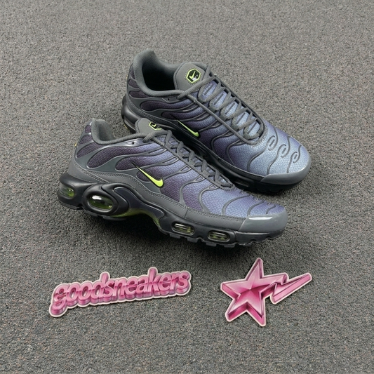 Nike Air Max Plus -   Gridiron Volcanic Volt
