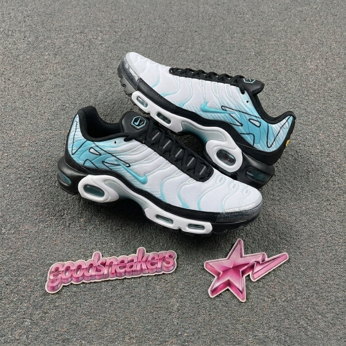 Nike Air Max Plus - Mercurial Vapor