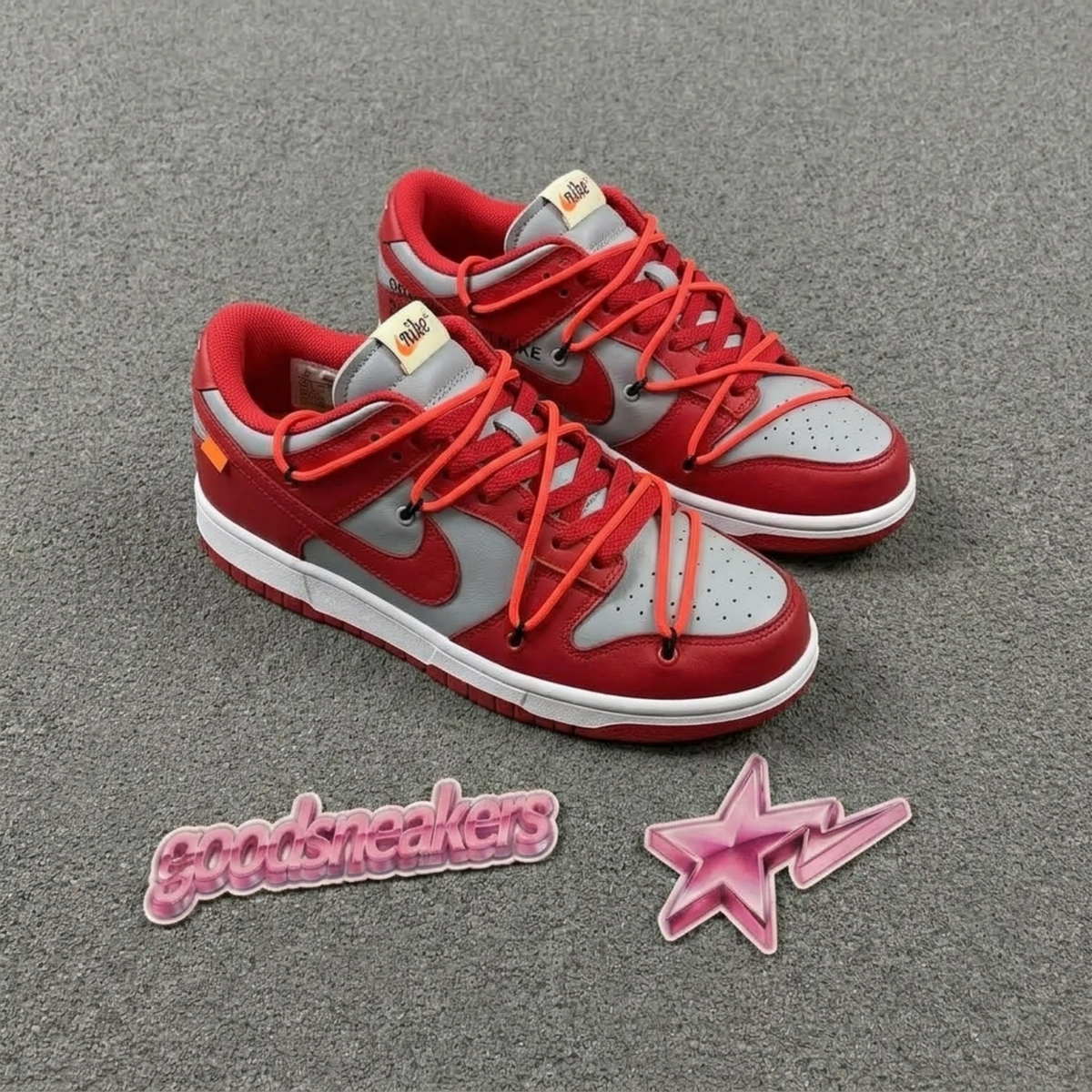 Off-White X Nike SB Dunk Low - University Red