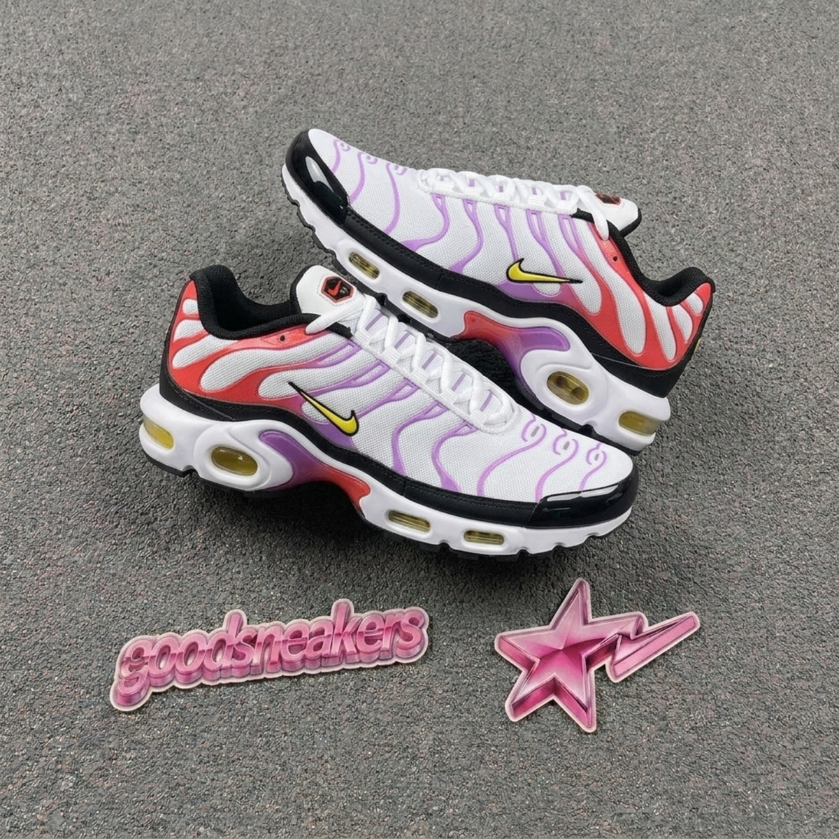 Nike Air Max Plus - White Fuchsia University Gold