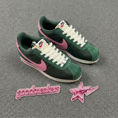 Nike Cortez Textile - Fir/Pinksicle
