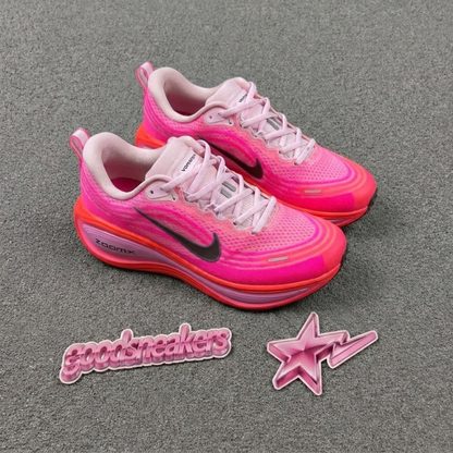 Nike Vomero Plus - Hyper Pink/Black/White
