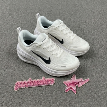 Nike Vomero Plus - White Black