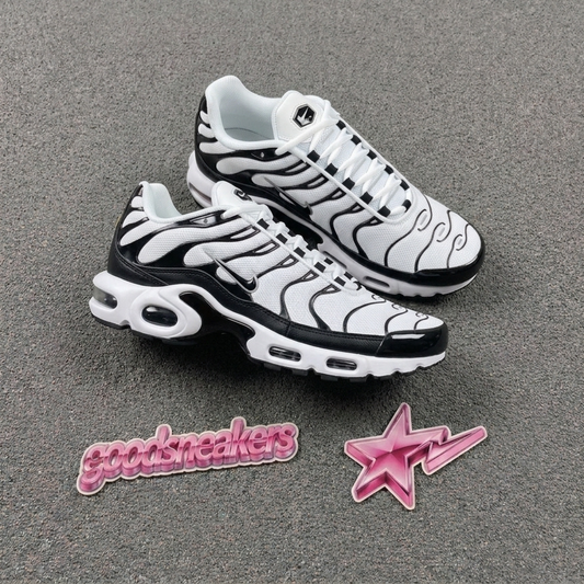 Nike Air Max Plus - White Black
