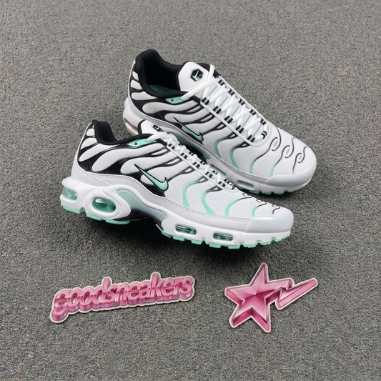 Nike Air Max Plus - White Hyper Jade