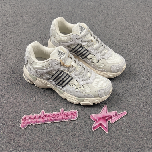 Bad Bunny x Adidas Response CL - Wonder White